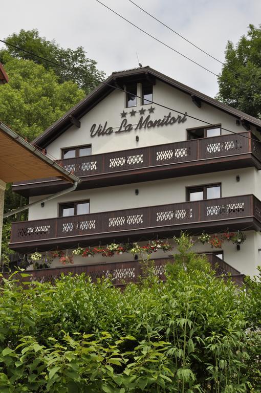 La Monitori Hotel Sinaia Quarto foto